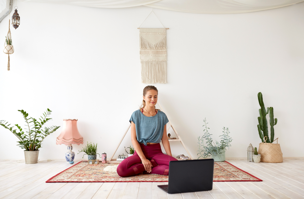 How to design your own yoga room- 8 important design tips